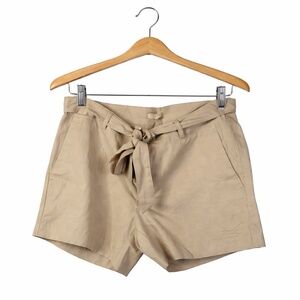 Banana Republic High Waist Tan Shorts. NWT l. Size 6